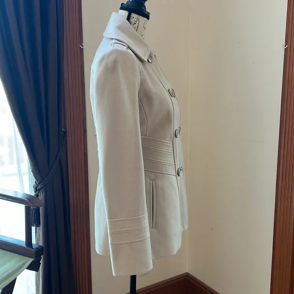 Kenneth Cole New York Like New Women’s Peacoat – Size 4 - Picture 3 of 11
